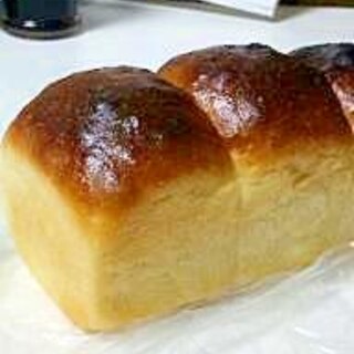 初めての食パン作りで　らくらく簡単　ミニ食パン